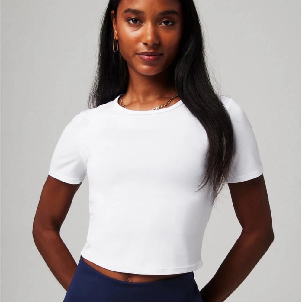 Fabletics top